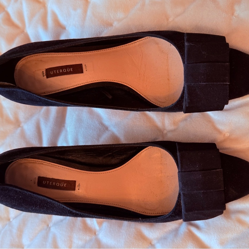Uterque Black Flats Classic Loafers